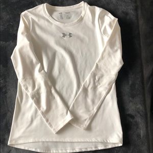 Girls cold gear under armour long sleeve shirt